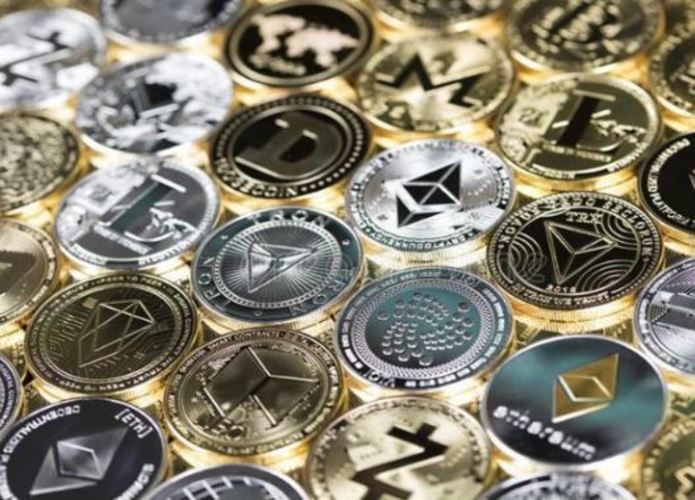 آلت کوین چیست و پولساز ترین کوینها کدامند؟! آلت کوین چیست و پولساز ترین کوینها کدامند؟!